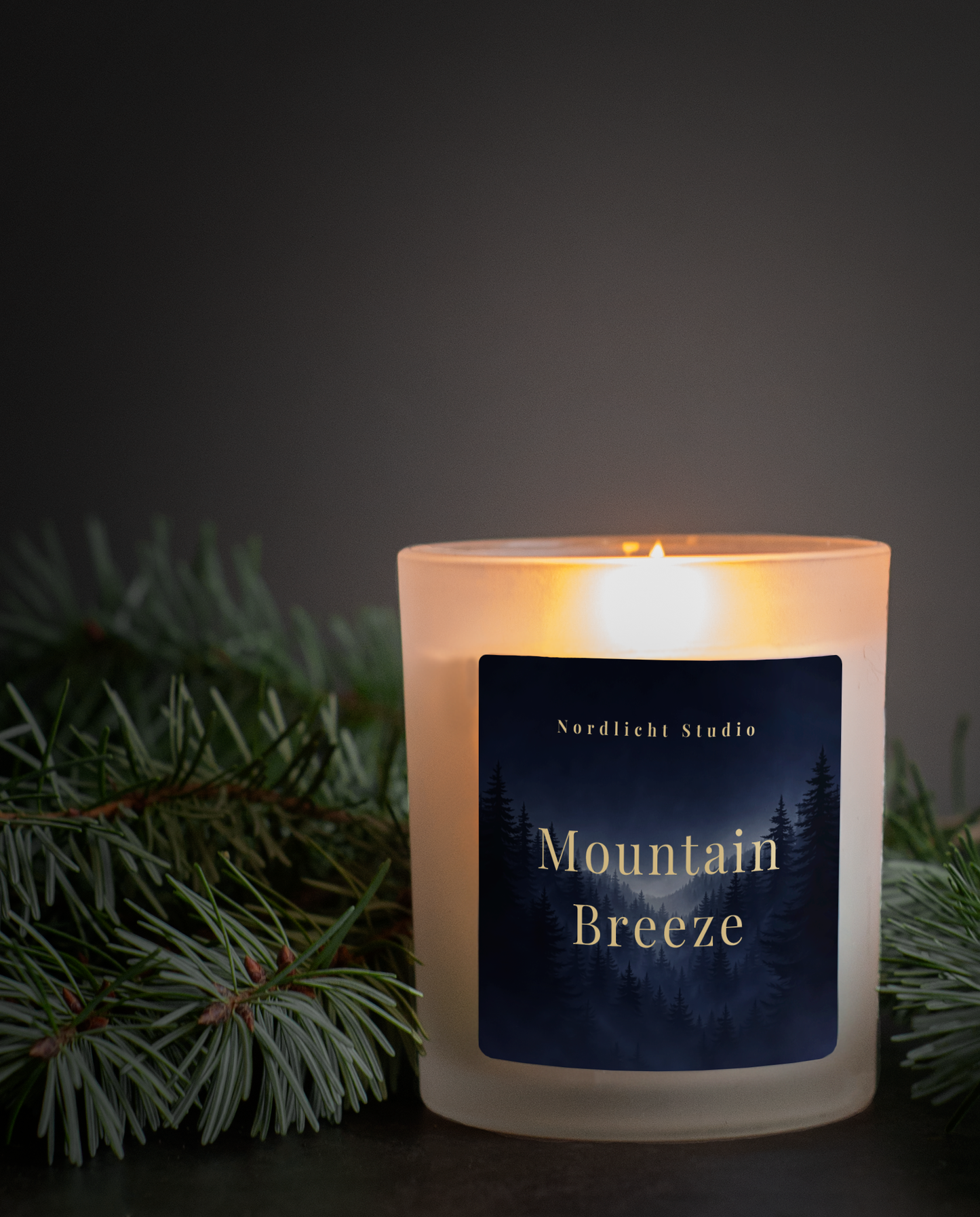 Mountain Breeze | Mint &  Eucalyptus Scented Candle | Nordlicht Studio